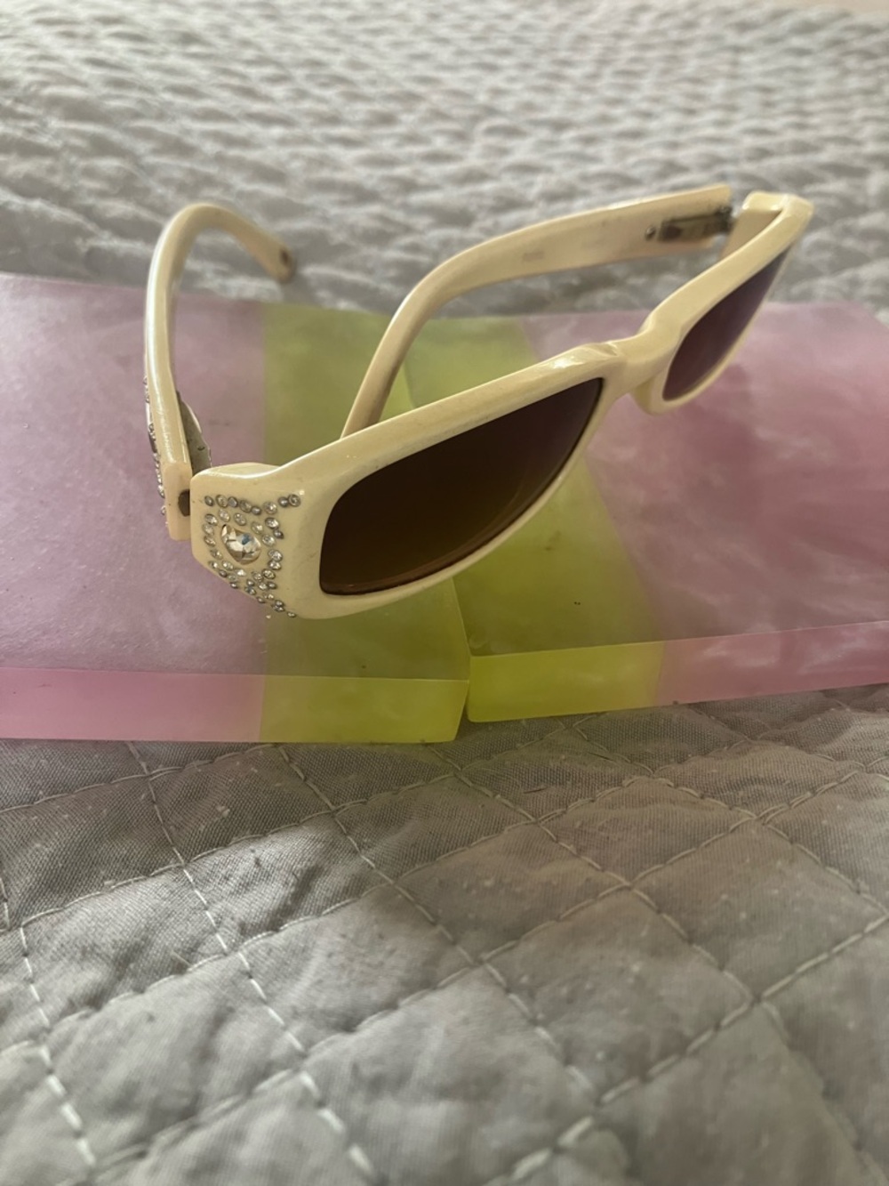 Fossil Cream Sunglasses with Rhinestone Heart Detail